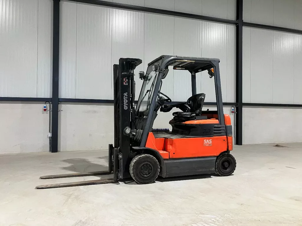 te koop toyota elektrisch heftruck 7FBMF20