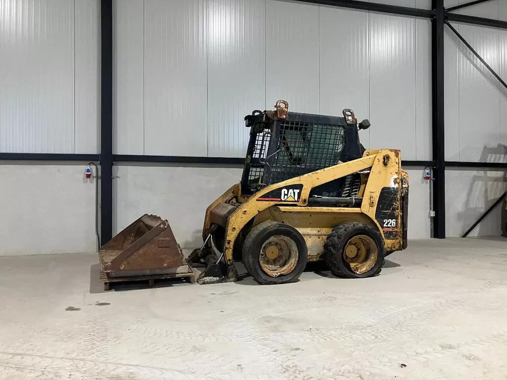 Caterpillar 226 schranklader