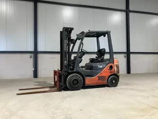 te koop toyota diesel heftruck 02-8FDF18