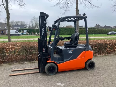 te koop toyota 8FBMT16 elektrische heftruck