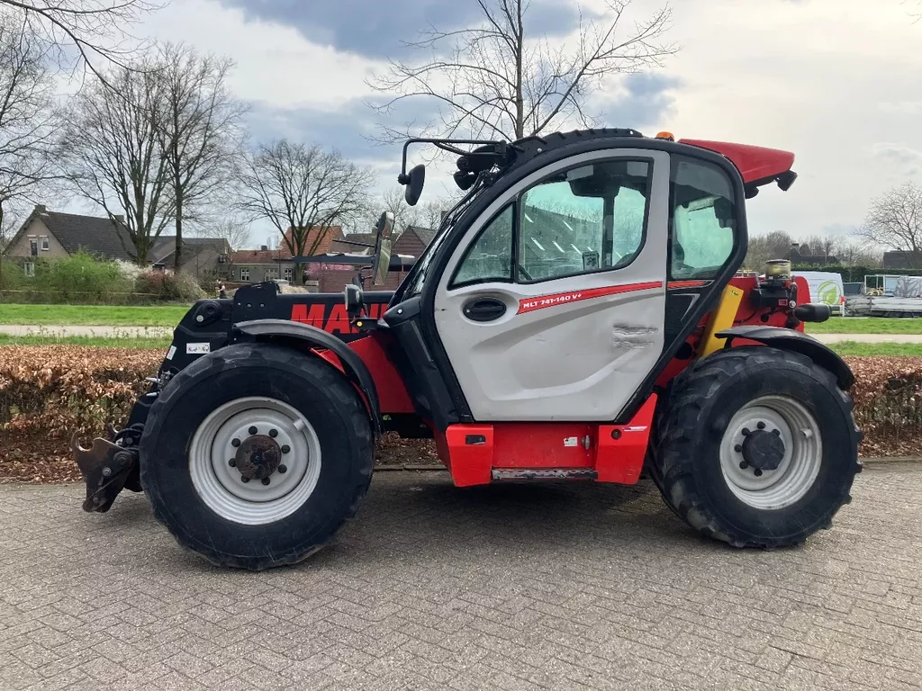 te koop manitou verreiker MLT 741-140v