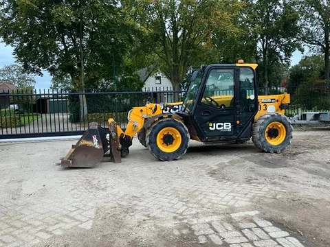 te koop jcb 525-60T5 verreiker