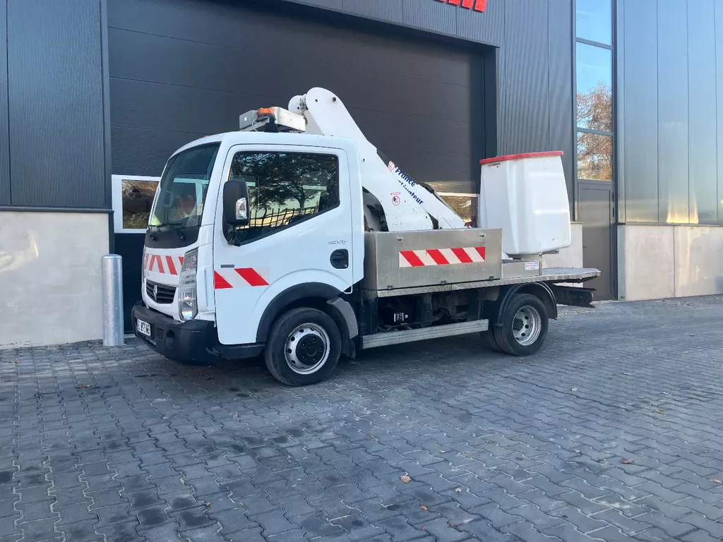 Renault Maxity autohoogwerker/hoogwerker