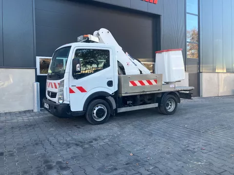 Renault Maxity autohoogwerker/hoogwerker