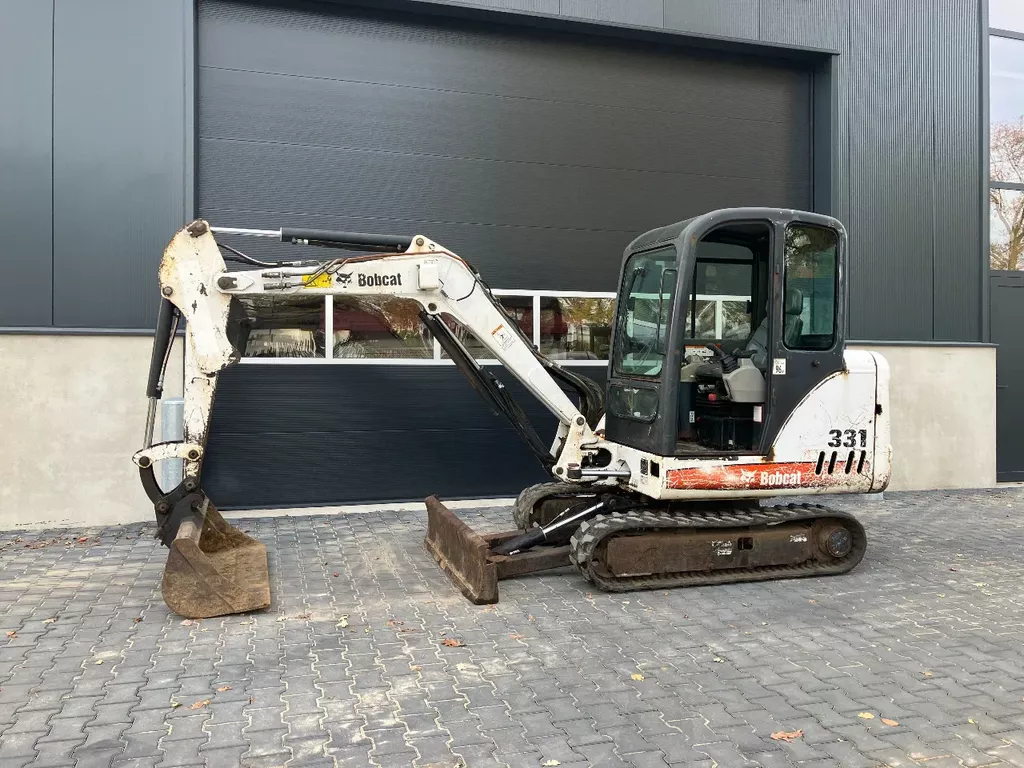 Bobcat 331 minigraver/graafmachine