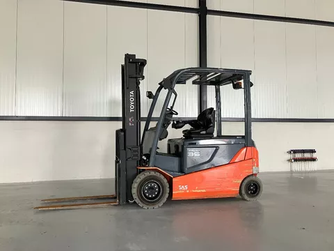 Toyota 8FBMT35 elektrische heftruck