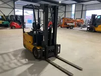 Jungheinrich EFG 115 elektrische heftruck Foto