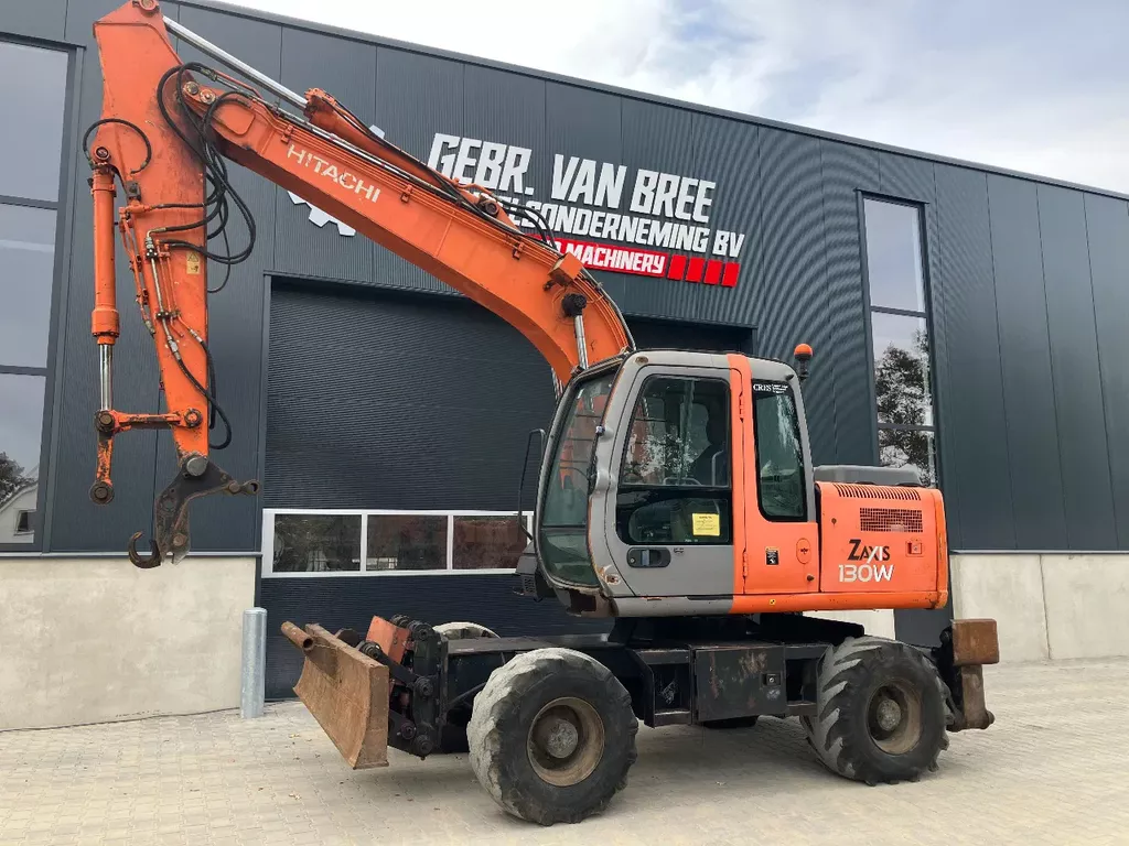 Hitachi ZX130W mobiele kraan/graafmachine Hitachi ZX130W mobiele kraan/graafmachine