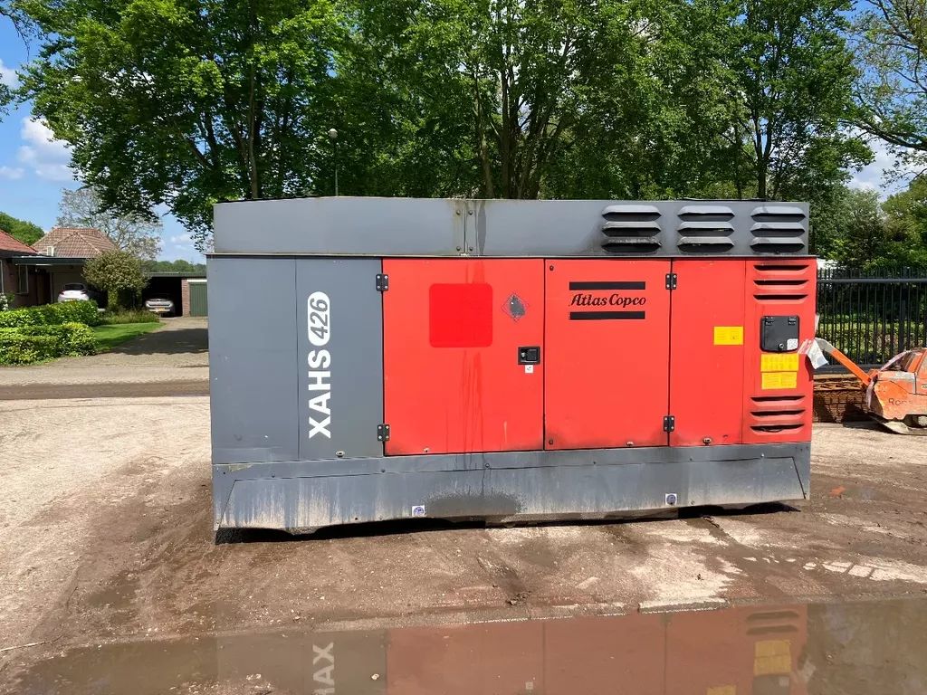 te koop 2x atlas copco Xahs426 compressor