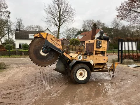 te koop levco stobbenfrees/stronkenfrees