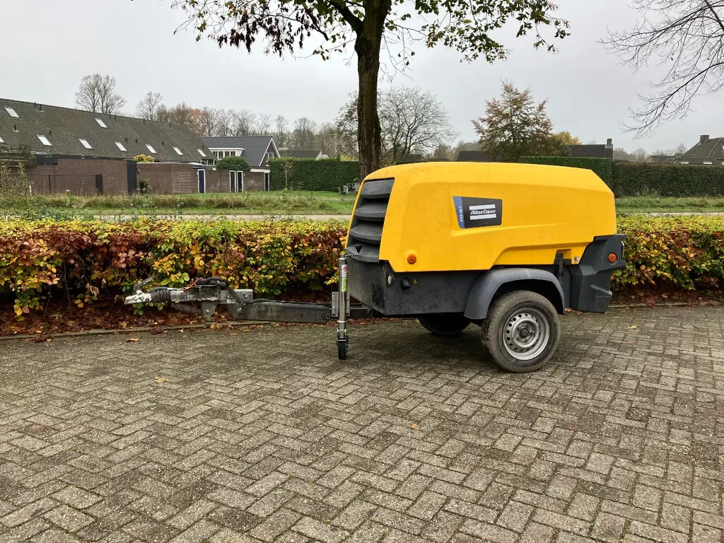 te Koop atlas copco Xas58 mobiele compressor