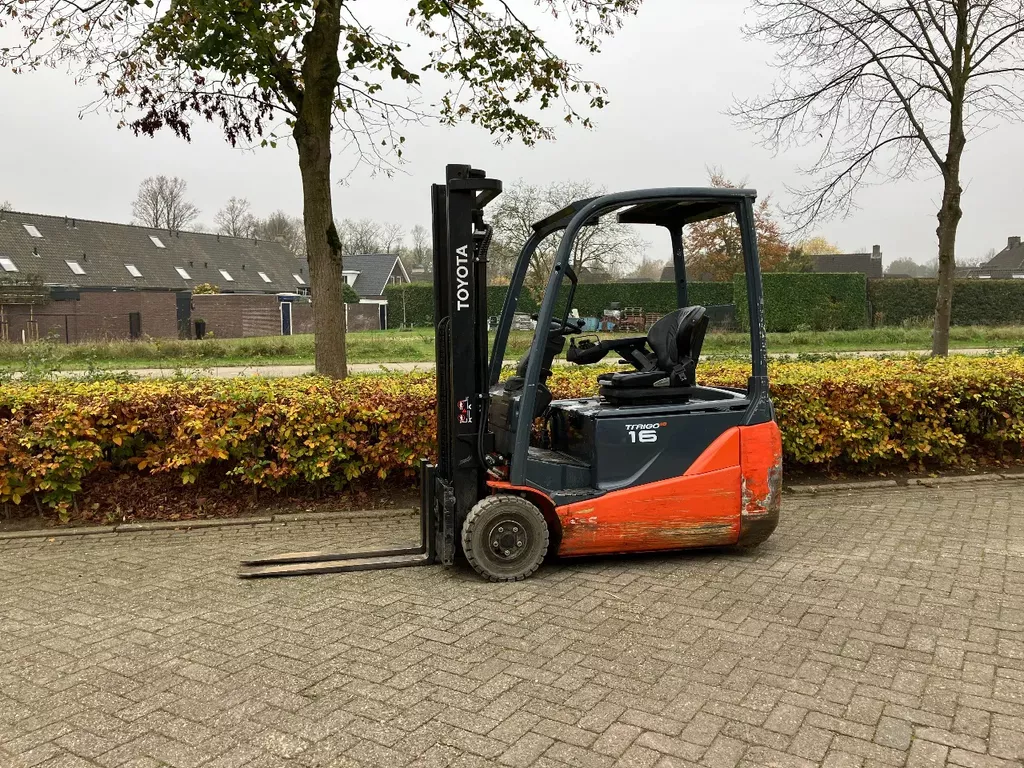 te koop toyota elektrisch heftruck 8FBE16T(BJ 2019)