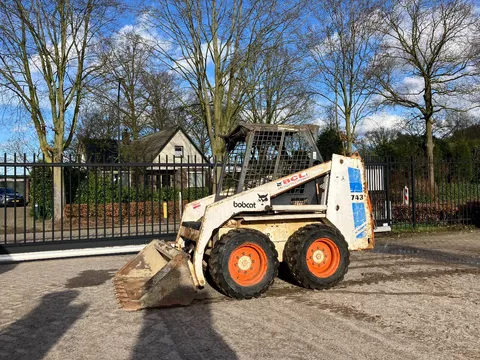 te koop bobcat 743 schranklader