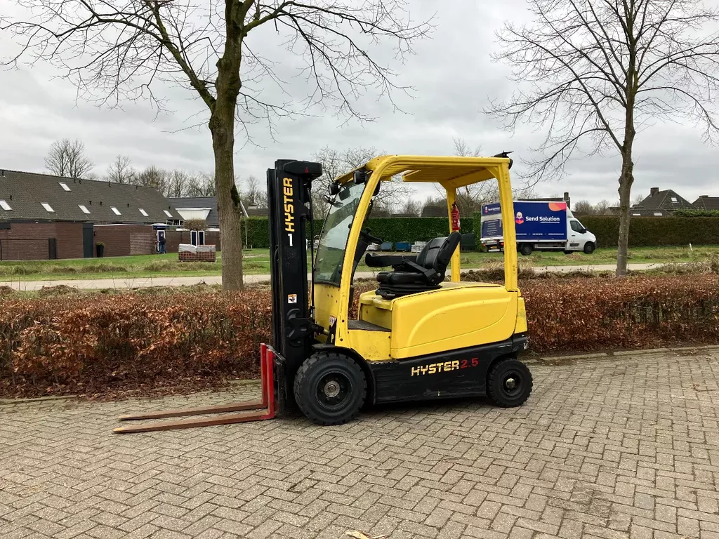 te koop hyster elektrische heftruck J2.5XN(slechts 2956uur)