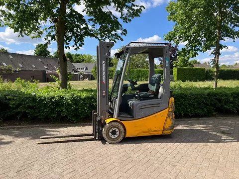 Jungheinrich elektrische heftruck EFG 215