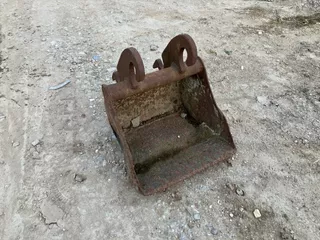 te koop cw05 dieplepel graafbak