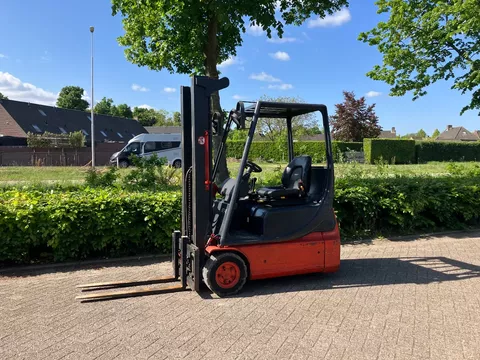 Linde elektrische heftruck E14