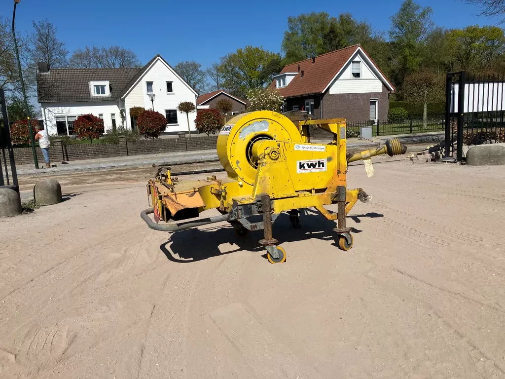 KWH 2050 bladblazer op aftakas
