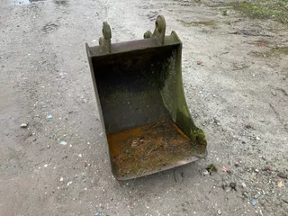 graafbak/ dieplepel