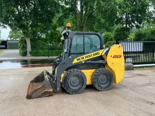 New Holland L213 schranklader